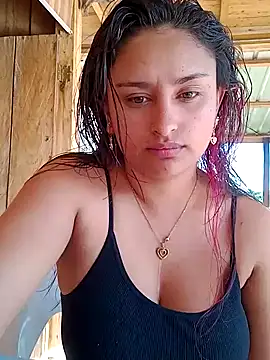 Snapshot of sariitha_sw chatting on January 18, 2025, 9:02 pm sariitha sw online show from January 18, 2025, 9:02 pm