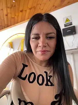 Snapshot of Milff_parkerrr chatting on February 13, 2025, 3:56 pm Milff parkerrr online show from February 13, 2025, 3:56 pm