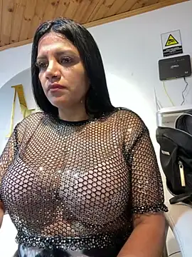 Snapshot of Milff_parkerrr chatting on February 22, 2025, 4:09 pm Milff parkerrr online show from February 22, 2025, 4:09 pm