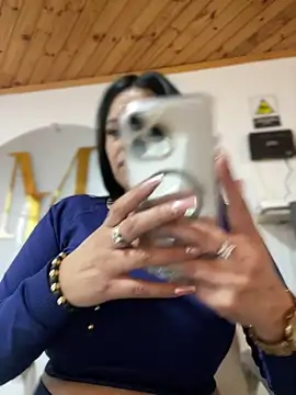 Snapshot of Milff_parkerrr chatting on March 12, 2025, 9:45 pm Milff parkerrr online show from March 12, 2025, 9:45 pm