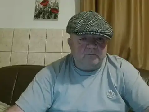 Snapshot of fullballs6 chatting on January 8, 2025, 2:57 am fullballs6 online show from January 8, 2025, 2:57 am