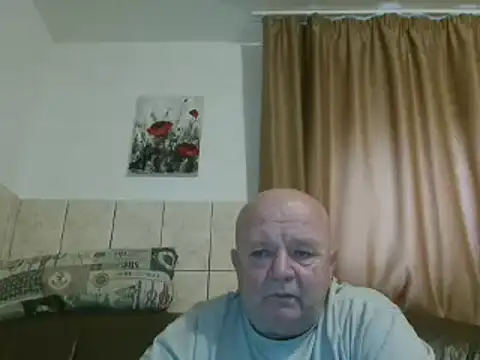 Snapshot of fullballs6 chatting on January 15, 2025, 7:15 am fullballs6 online show from January 15, 2025, 7:15 am