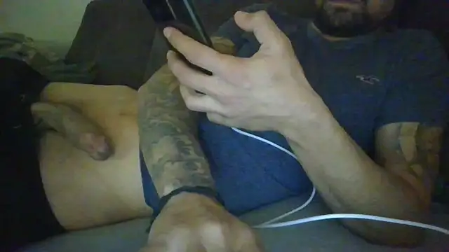 Snapshot of Kevoon991 chatting on October 27, 2025, 8:35 pm Kevoon991 online show from October 27, 2025, 8:35 pm