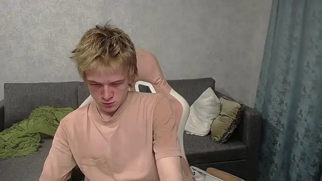 Snapshot of sweetserenity5 chatting on March 10, 2025, 4:35 pm sweetserenity5 online show from March 10, 2025, 4:35 pm