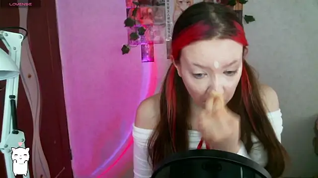 Snapshot of SweetieMollyy chatting on February 27, 2025, 7:34 am SweetieMollyy online show from February 27, 2025, 7:34 am