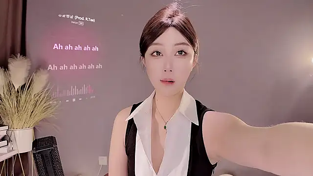 Snapshot of jingling666 chatting on February 22, 2025, 1:22 am jingling666 online show from February 22, 2025, 1:22 am