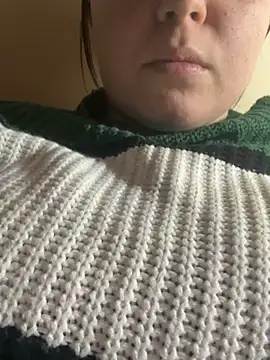 Snapshot of Chicamora chatting on January 1, 2025, 2:42 pm Chicamora online show from January 1, 2025, 2:42 pm