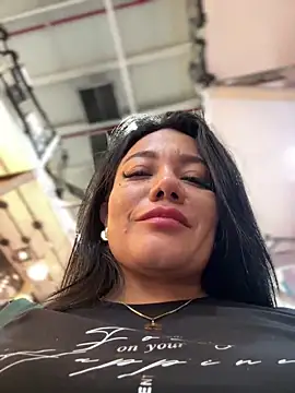 Snapshot of Abril10_ chatting on January 11, 2025, 2:36 pm Abril10 online show from January 11, 2025, 2:36 pm