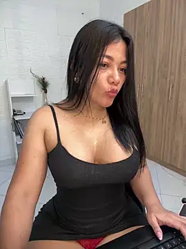 Snapshot of Abril10_ chatting on March 2, 2025, 2:54 pm Abril10 online show from March 2, 2025, 2:54 pm
