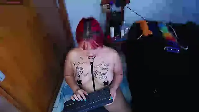 Snapshot of mysteery_katty_ chatting on February 1, 2025, 10:34 pm mysteery katty online show from February 1, 2025, 10:34 pm