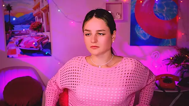 Snapshot of DeboraLarson chatting on January 5, 2025, 7:07 am DeboraLarson online show from January 5, 2025, 7:07 am