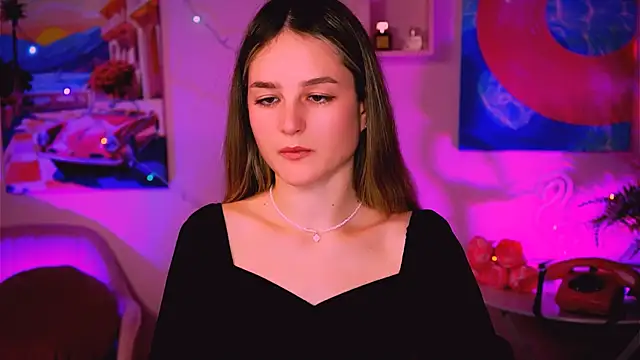 Snapshot of DeboraLarson chatting on January 6, 2025, 3:53 am DeboraLarson online show from January 6, 2025, 3:53 am