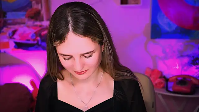 Snapshot of DeboraLarson chatting on February 1, 2025, 10:44 pm DeboraLarson online show from February 1, 2025, 10:44 pm