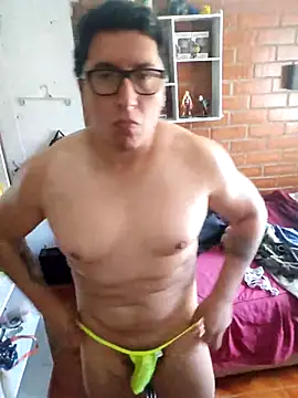 Snapshot of boy_1993 chatting on October 30, 2025, 4:08 pm boy 1993 online show from October 30, 2025, 4:08 pm