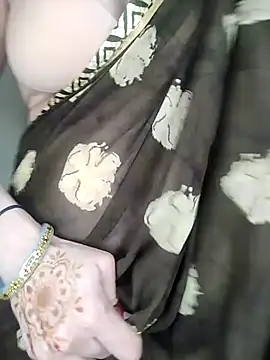 Snapshot of Fair-magic-woman chatting on January 4, 2025, 8:27 pm Fair-magic-woman online show from January 4, 2025, 8:27 pm