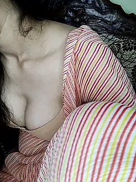 Snapshot of Fair-magic-woman chatting on September 13, 2025, 6:40 pm Fair-magic-woman online show from September 13, 2025, 6:40 pm