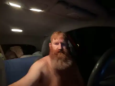 Snapshot of Redfurr69 chatting on December 6, 2024, 6:04 am Redfurr69 online show from December 6, 2024, 6:04 am