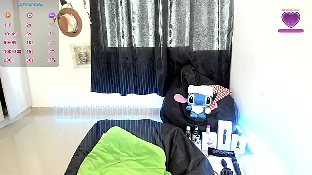 Snapshot of natasha777_v chatting on December 10, 2024, 9:54 pm natasha777 v online show from December 10, 2024, 9:54 pm