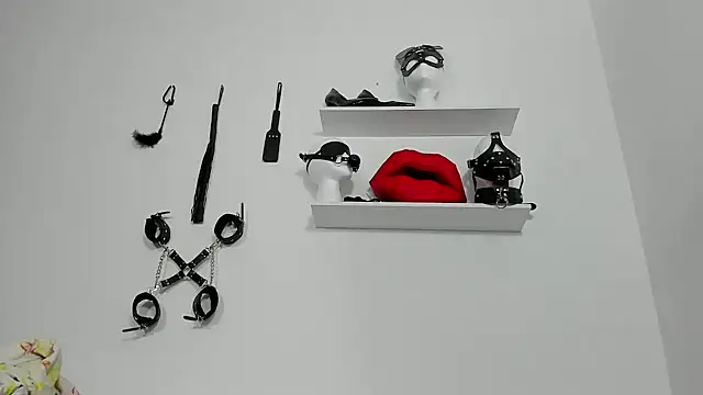 Snapshot of Sabrina_Rosse__ chatting on February 11, 2025, 9:09 am Sabrina Rosse   online show from February 11, 2025, 9:09 am