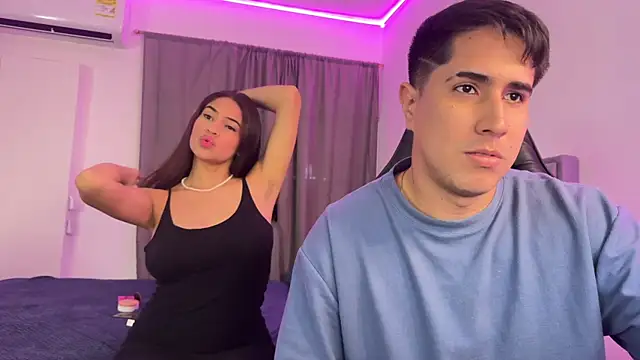 Snapshot of dereckbrownn chatting on January 13, 2025, 8:37 pm dereckbrownn online show from January 13, 2025, 8:37 pm