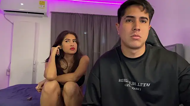 Snapshot of dereckbrownn chatting on January 26, 2025, 5:02 pm dereckbrownn online show from January 26, 2025, 5:02 pm