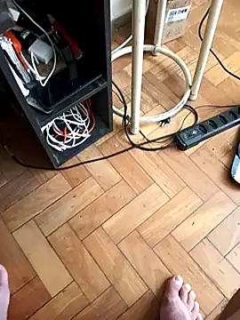 Snapshot of lobomisterioso13 chatting on March 7, 2025, 1:07 pm lobomisterioso13 online show from March 7, 2025, 1:07 pm