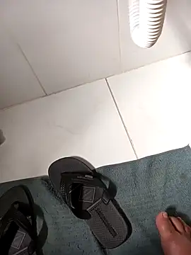 Snapshot of lobomisterioso13 chatting on October 7, 2025, 12:02 pm lobomisterioso13 online show from October 7, 2025, 12:02 pm