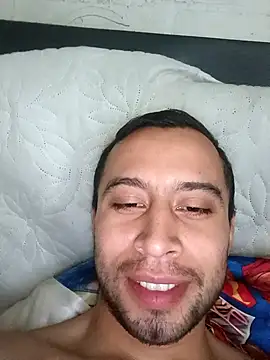 Snapshot of Mich_Stev9524 chatting on November 15, 2025, 2:57 pm Mich Stev9524 online show from November 15, 2025, 2:57 pm