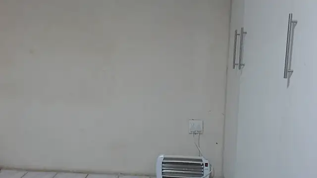 Snapshot of SexyHipsStar chatting on February 3, 2025, 9:50 pm SexyHipsStar online show from February 3, 2025, 9:50 pm