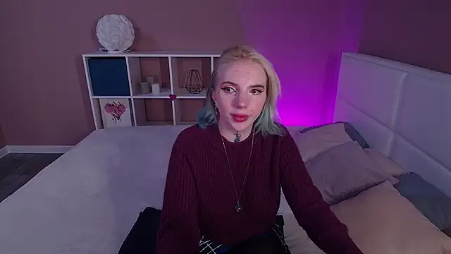 Snapshot of AnneTenet chatting on January 30, 2025, 8:32 am AnneTenet online show from January 30, 2025, 8:32 am