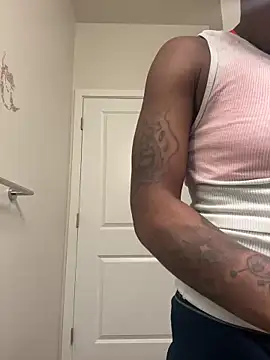 Snapshot of TransboyJay chatting on February 12, 2025, 6:29 am TransboyJay online show from February 12, 2025, 6:29 am