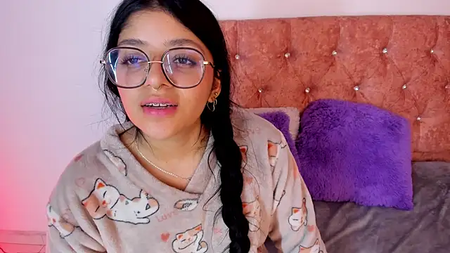 lana dol online show from January 11, 2025, 6:44 pm