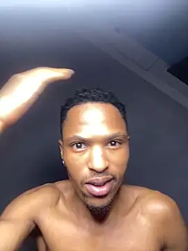 Snapshot of BlueIceCube chatting on January 7, 2025, 6:27 am BlueIceCube online show from January 7, 2025, 6:27 am