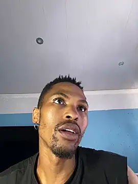 Snapshot of BlueIceCube chatting on January 29, 2025, 12:24 pm BlueIceCube online show from January 29, 2025, 12:24 pm