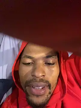 Snapshot of BlueIceCube chatting on February 20, 2025, 12:04 pm BlueIceCube online show from February 20, 2025, 12:04 pm