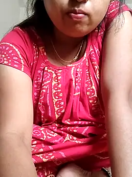 Snapshot of Priya_2222 chatting on March 7, 2025, 6:35 am Priya 2222 online show from March 7, 2025, 6:35 am