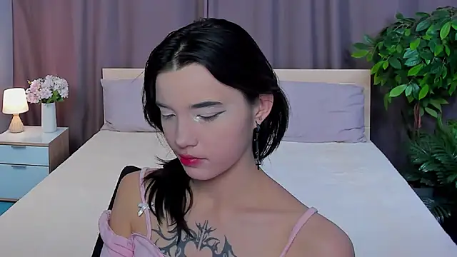 as1an girlfriend online show from September 9, 2025, 10:48 am