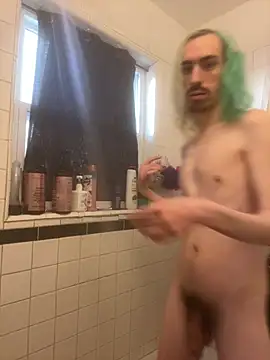Snapshot of tallnerdyguy chatting on January 21, 2025, 11:02 pm tallnerdyguy online show from January 21, 2025, 11:02 pm