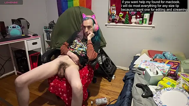 Snapshot of tallnerdyguy chatting on March 9, 2025, 4:05 am tallnerdyguy online show from March 9, 2025, 4:05 am