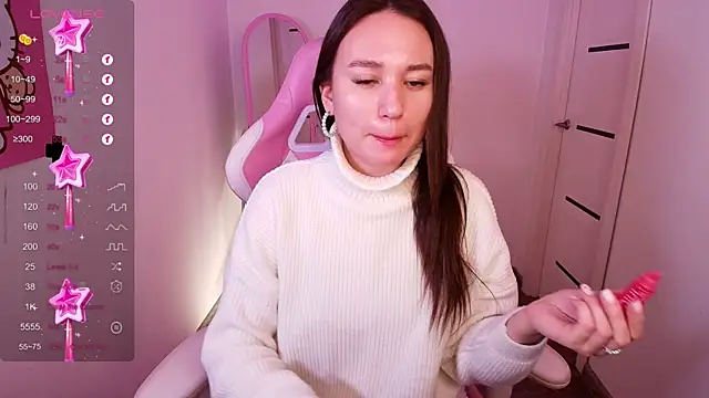 Snapshot of margeriTirell chatting on March 7, 2025, 8:23 am margeriTirell online show from March 7, 2025, 8:23 am