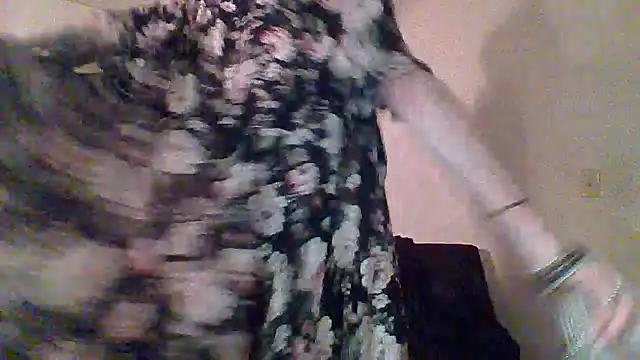 Snapshot of ivylee31 chatting on December 5, 2024, 11:27 am ivylee31 online show from December 5, 2024, 11:27 am