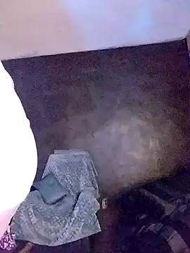 Snapshot of ivylee31 chatting on December 13, 2024, 2:32 am ivylee31 online show from December 13, 2024, 2:32 am