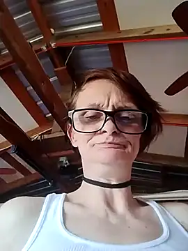 Snapshot of ivylee31 chatting on March 1, 2025, 3:16 pm ivylee31 online show from March 1, 2025, 3:16 pm