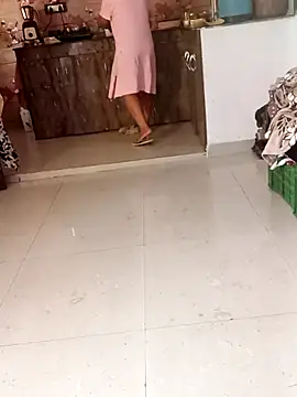 Snapshot of Dr_Kamsutra chatting on September 24, 2025, 8:50 am Dr Kamsutra online show from September 24, 2025, 8:50 am