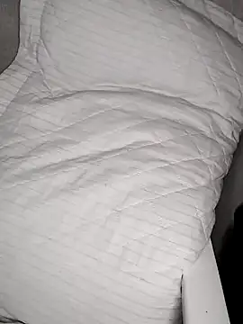 Snapshot of fofinhaa12 chatting on March 19, 2025, 5:17 pm fofinhaa12 online show from March 19, 2025, 5:17 pm