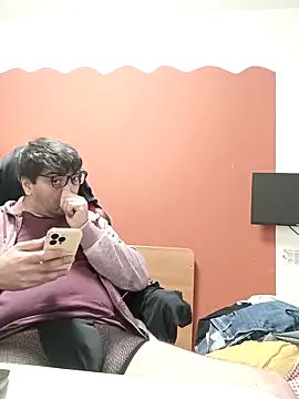 Snapshot of percyass chatting on October 18, 2025, 4:52 pm percyass online show from October 18, 2025, 4:52 pm