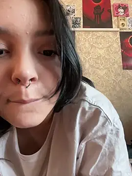 Snapshot of Pepe-pupu chatting on January 22, 2025, 7:46 am Pepe-pupu online show from January 22, 2025, 7:46 am