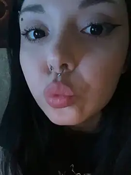 Snapshot of Pepe-pupu chatting on March 10, 2025, 4:57 pm Pepe-pupu online show from March 10, 2025, 4:57 pm