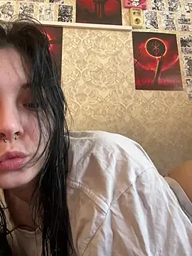 Snapshot of Pepe-pupu chatting on March 19, 2025, 3:20 am Pepe-pupu online show from March 19, 2025, 3:20 am