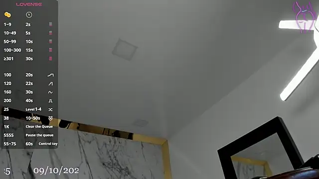 Snapshot of Bylie_Hills chatting on October 9, 2025, 6:22 am Bylie Hills online show from October 9, 2025, 6:22 am